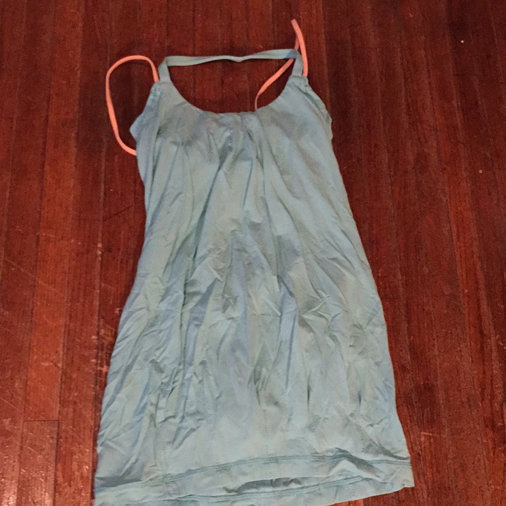 Lululemon workout tank